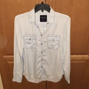 American Eagle light wash denim shirt
